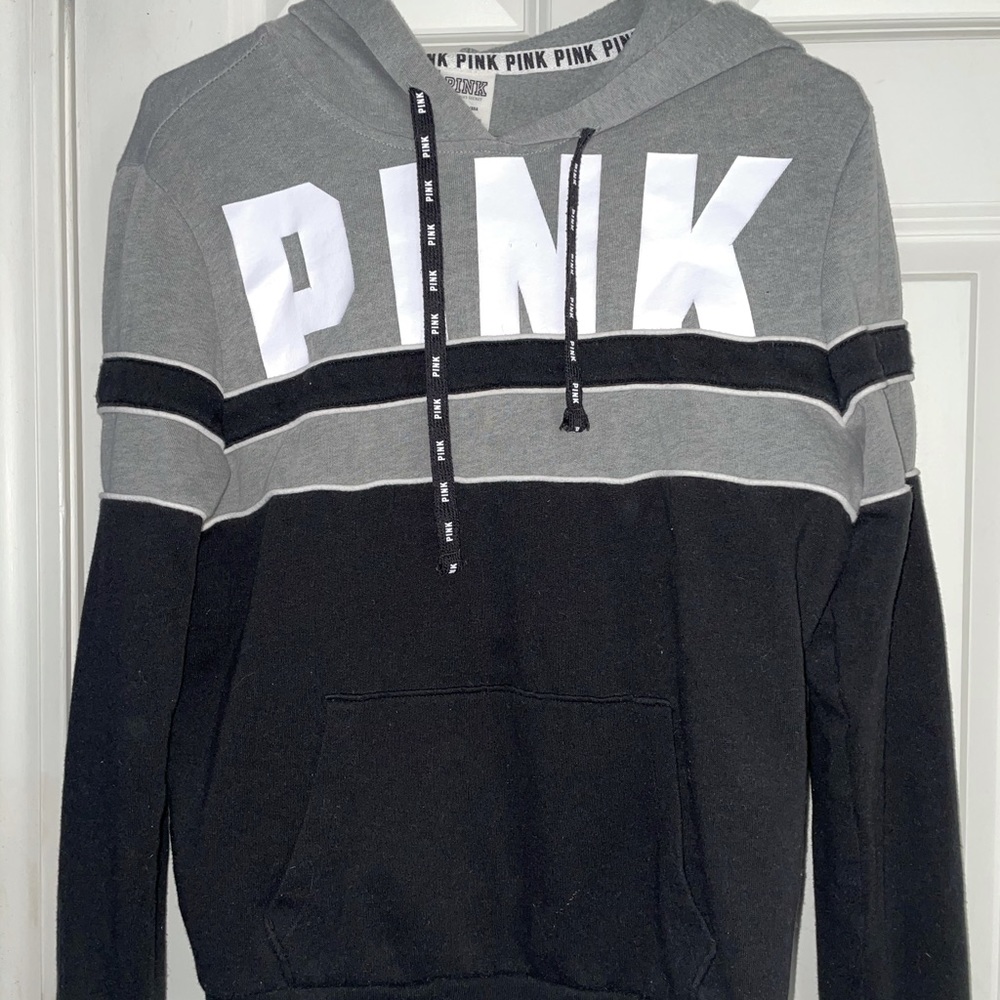 PINK victoria’s secret hoodie